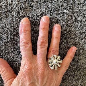 Inspiranza silver ring!